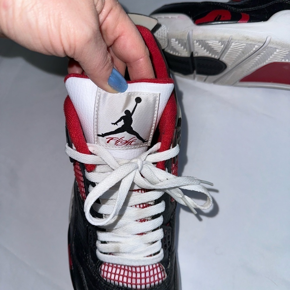 AIR JORDAN COSTUME PAINTED SNEAKERS - Picture 2 of 8